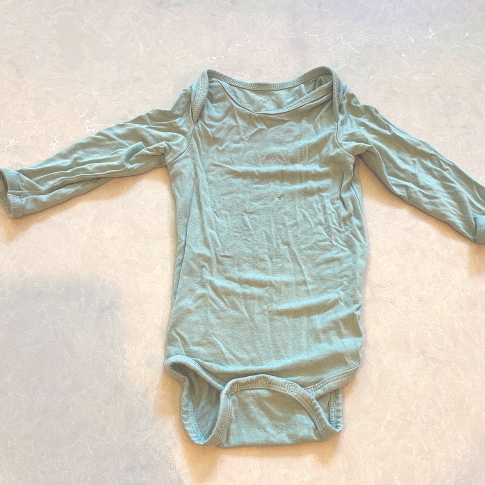 Kyte BABY sage green bamboo 3-6M onesie